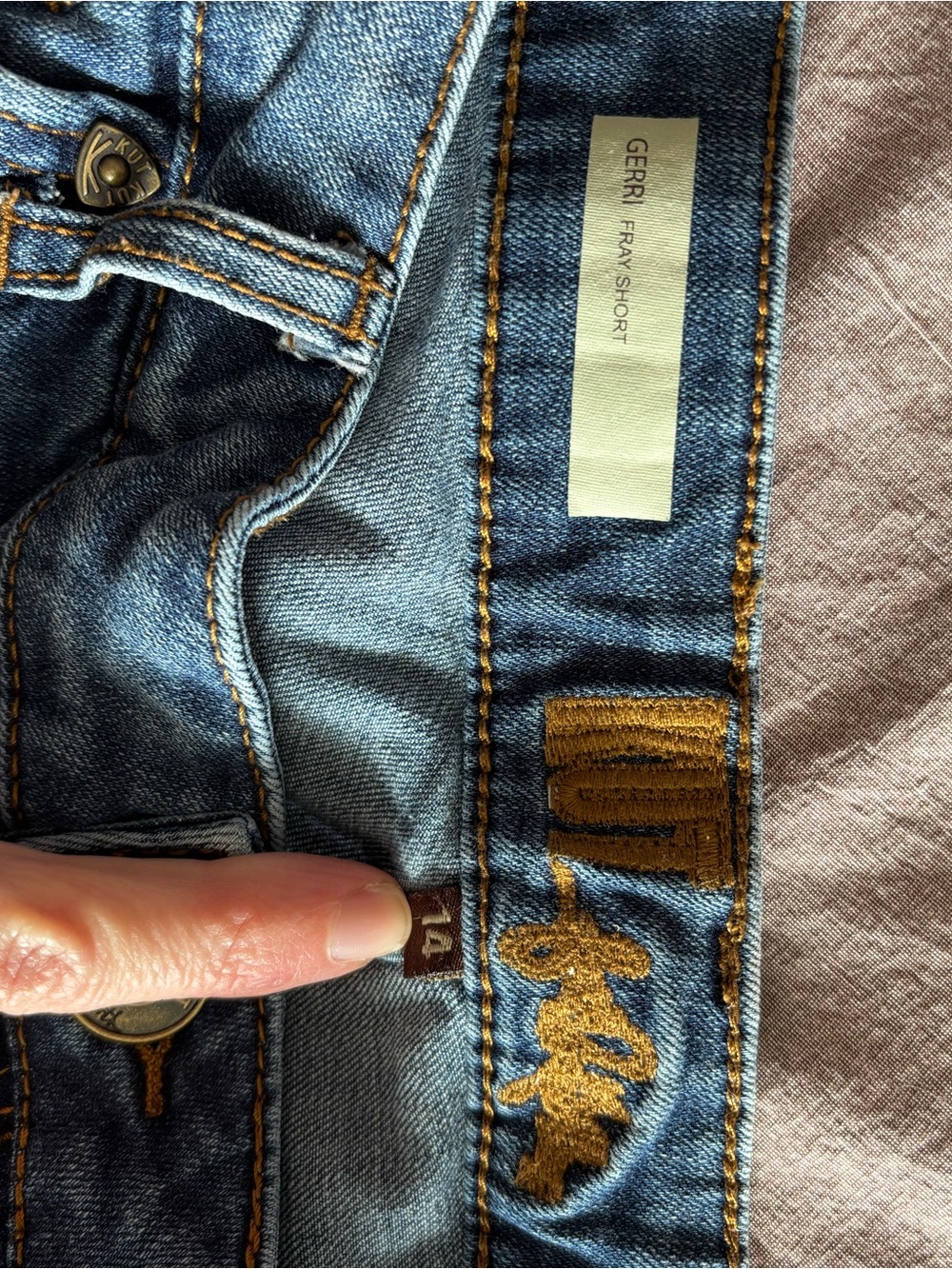 Kut from the Kloth Gerri Fray Cutoff Shorts - Picture 3 of 3